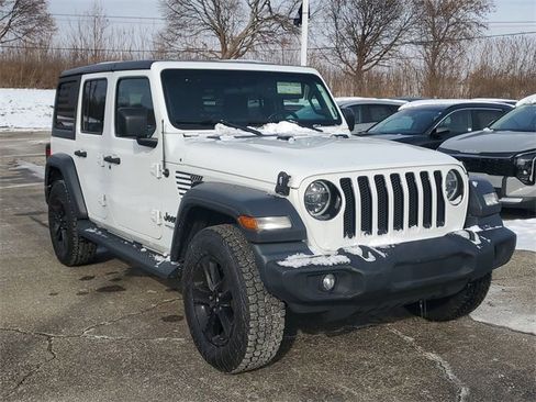 Used 2021 Jeep Wrangler Unlimited Sport image 3