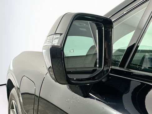 Used 2024 Honda Prologue Touring image 16