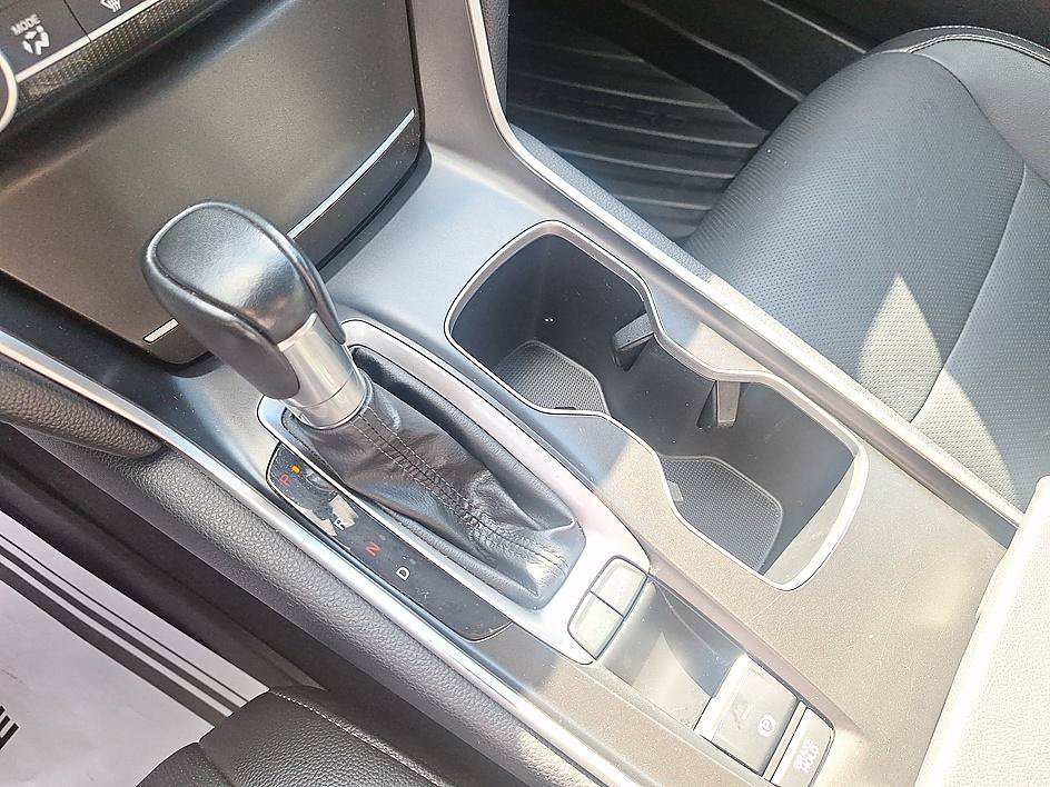 Used 2019 Honda Accord Sport image 18