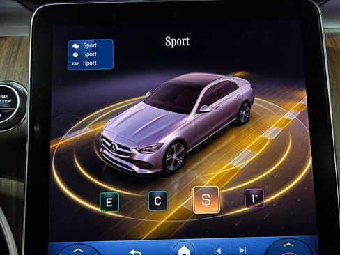 Used 2024 Mercedes-Benz C 300 Sedan image 38