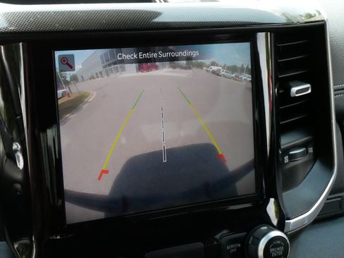 Used 2022 RAM 1500 Laramie AWD/4WD image 31