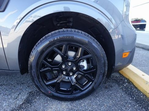 New 2025 Ford Maverick XLT w/ XLT Luxury Package image 8