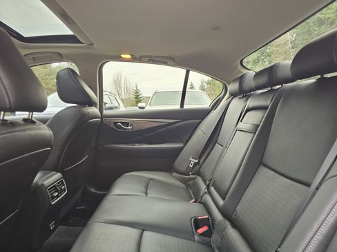 Used 2020 INFINITI Q50 Sport image 16