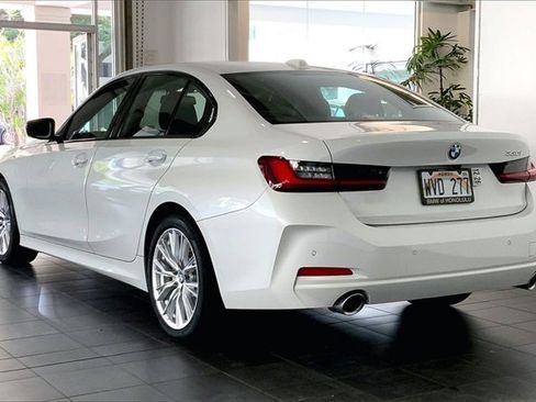Certified 2023 BMW 330i 330i w/ Driving Assistance Package image 5