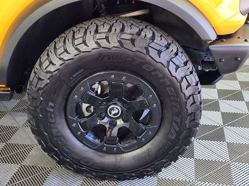 Used 2021 Ford Bronco Badlands AWD/4WD image 9