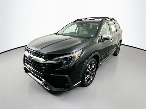Used 2023 Subaru Ascent Touring AWD/4WD image 3