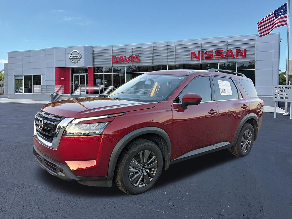 Used 2024 Nissan Pathfinder SV FWD image 9
