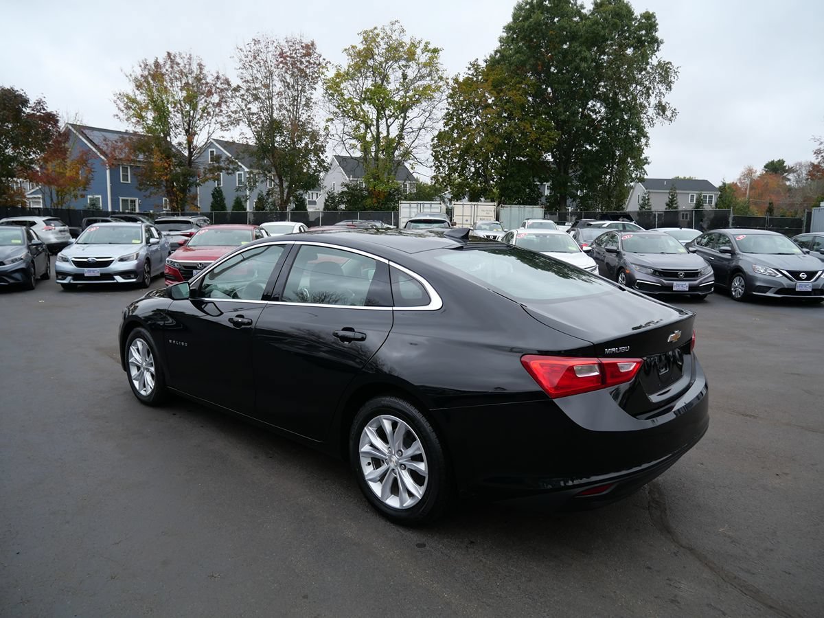 Used 2023 Chevrolet Malibu LT FWD image 4