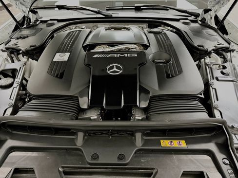 Used 2024 Mercedes-Benz SL 63 AMG 4MATIC image 33
