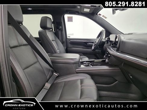 Used 2025 Chevrolet Suburban RST w/ Sun And Tow Package image 13