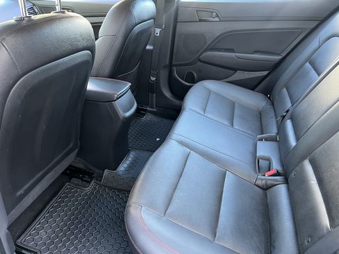 Used 2017 Hyundai Elantra Sport FWD image 16