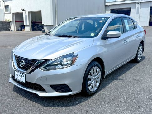 Used 2016 Nissan Sentra S FWD image 3