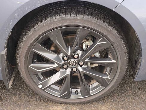 Certified 2025 Toyota Corolla SE image 9