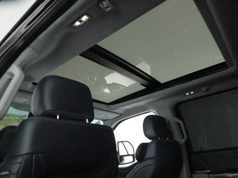 Used 2024 Ford F250 Limited w/ FX4 Off-Road Package image 15