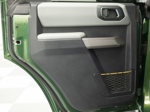 Used 2023 Ford Bronco Badlands image 24