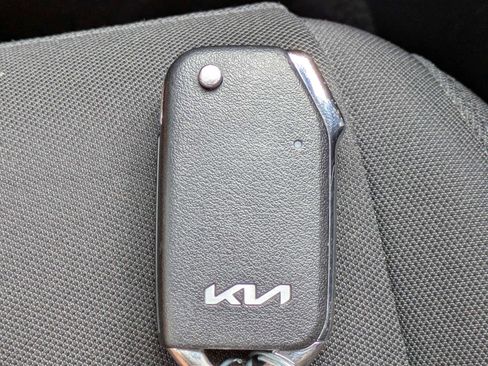 Certified 2023 Kia Sportage LX AWD/4WD image 36