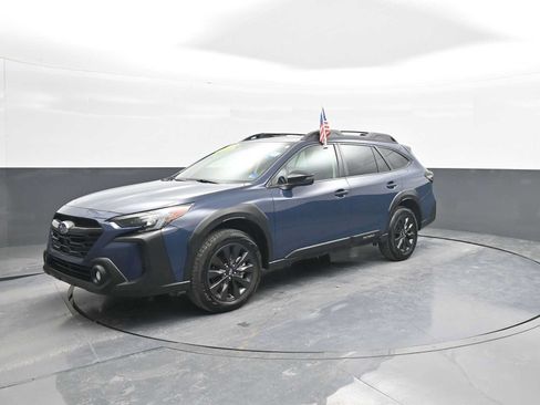Used 2025 Subaru Outback Onyx Edition AWD/4WD image 4
