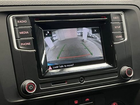 Used 2017 Volkswagen Jetta S image 24