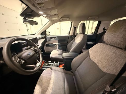 Used 2023 Ford Maverick XLT image 15