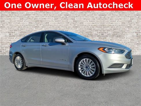 Used 2017 Ford Fusion S image 1