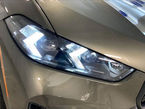 New 2026 BMW X5 xDrive50e w/ Executive Package image 13