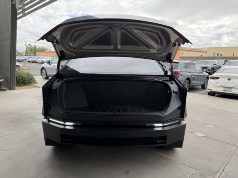 Used 2024 Tesla Cybertruck AWD Crew Cab image 46