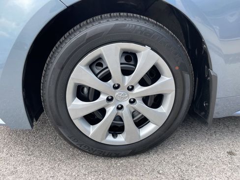 Used 2025 Toyota Corolla LE image 53