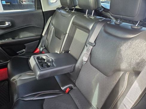 Used 2018 Jeep Compass Latitude w/ Popular Equipment Group AWD/4WD image 13