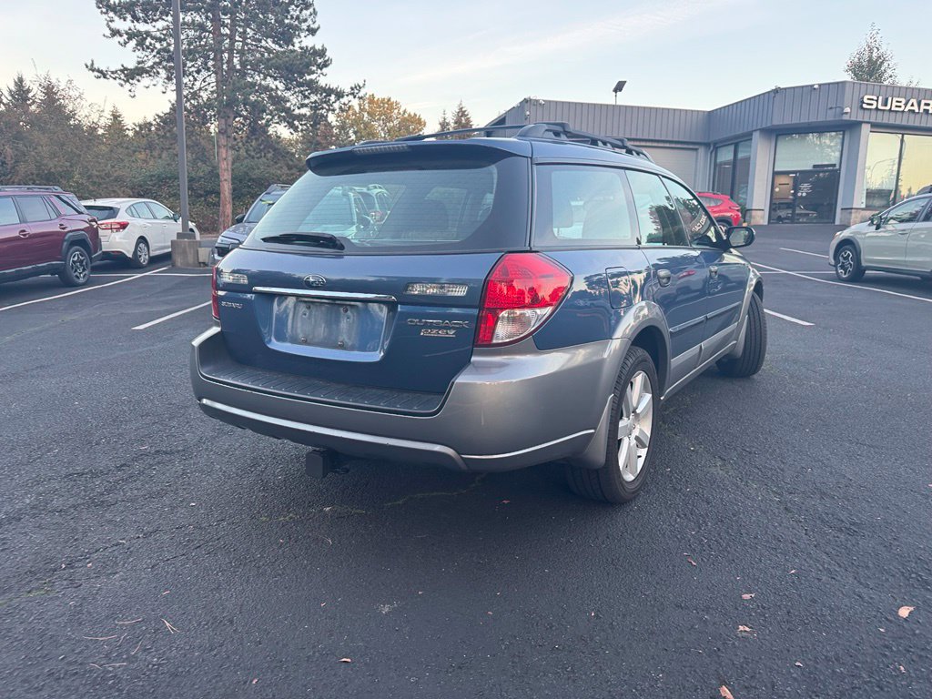 Used 2009 Subaru Outback 2.5i Special Edition AWD/4WD image 2