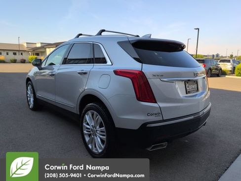 Used 2018 Cadillac XT5 Premium Luxury FWD image 5