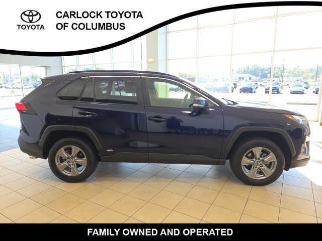 Used 2024 Toyota RAV4 XLE AWD/4WD image 7