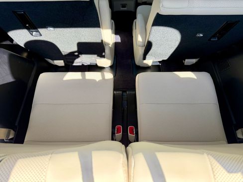 Used 2020 Lexus GX 460 Premium image 22