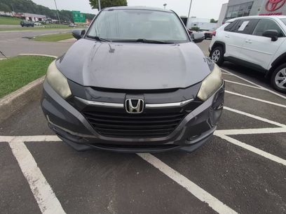 Used 2016 Honda HR-V EX