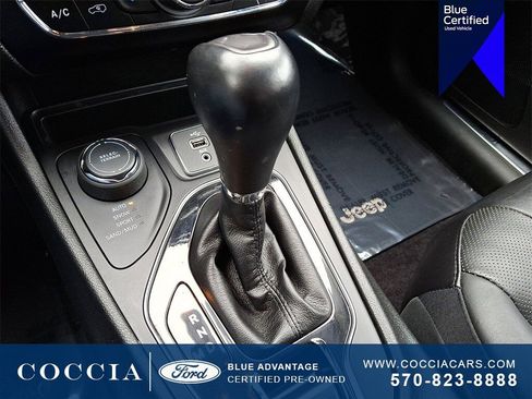 Used 2019 Jeep Cherokee Limited image 15