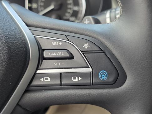 Used 2022 INFINITI QX50 Sensory FWD image 32