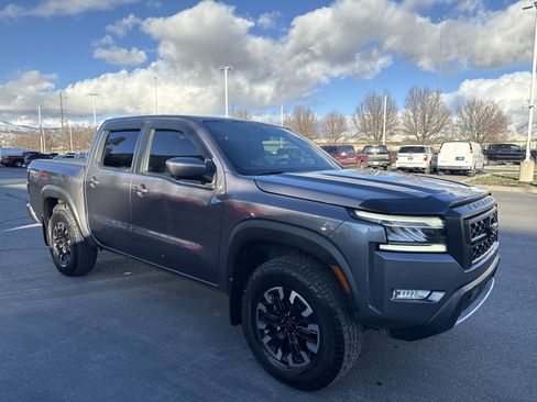 Used 2024 Nissan Frontier PRO-4X w/ Pro Convenience Package image 4