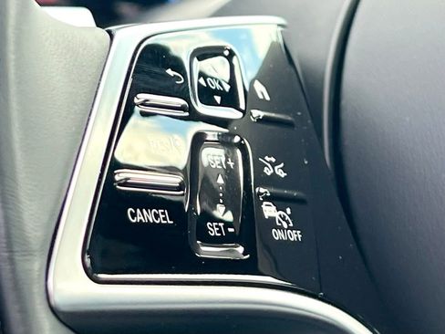 Certified 2026 Mercedes-Benz S 500 4MATIC image 28