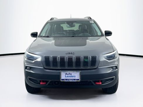 Used 2022 Jeep Cherokee Trailhawk image 2