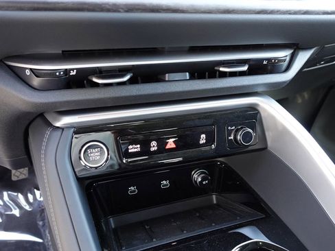 Used 2025 Audi Q5 Prestige image 19