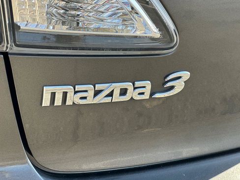 Used 2012 MAZDA MAZDA3 i Touring image 24