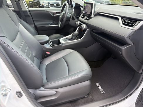 Certified 2023 Toyota RAV4 XLE Premium AWD/4WD image 24