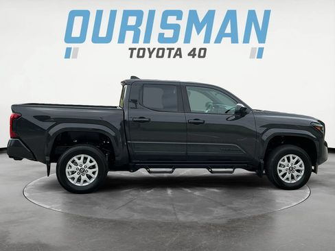 Used 2026 Toyota Tacoma SR5 AWD/4WD image 8