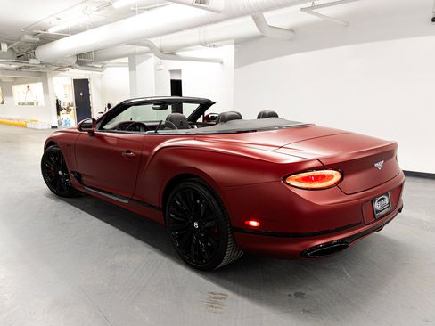 Used 2024 Bentley Continental GT Speed image 49