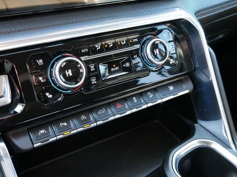 Used 2023 GMC Sierra 1500 Denali w/ Denali Reserve Package image 19