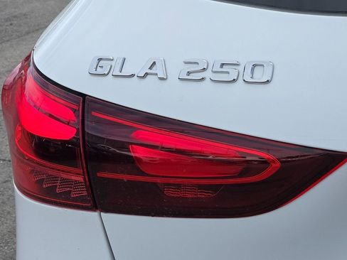 New 2026 Mercedes-Benz GLA 250 image 9