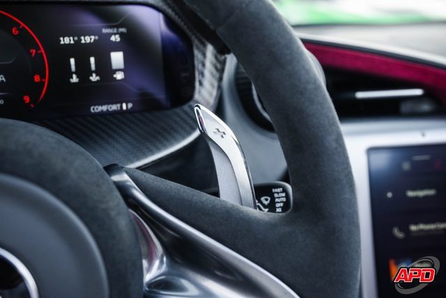 Used 2024 McLaren 750S Spider RWD image 92