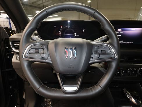 Certified 2024 Buick Envista Preferred w/ Convenience I Package image 10