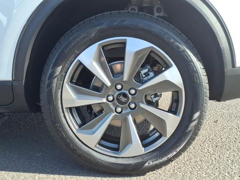 Certified 2023 Ford Escape Platinum w/ Premium Technology Package AWD/4WD image 9