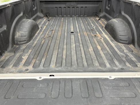 Used 2017 Ford F450 Platinum w/ Platinum Ultimate Package AWD/4WD image 23