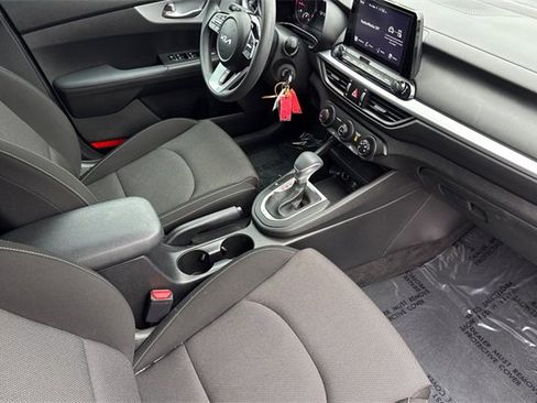Certified 2023 Kia Forte LXS w/ LXS Technology Package image 19